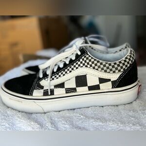 Vans Checkerboard Old Skool - Black & White